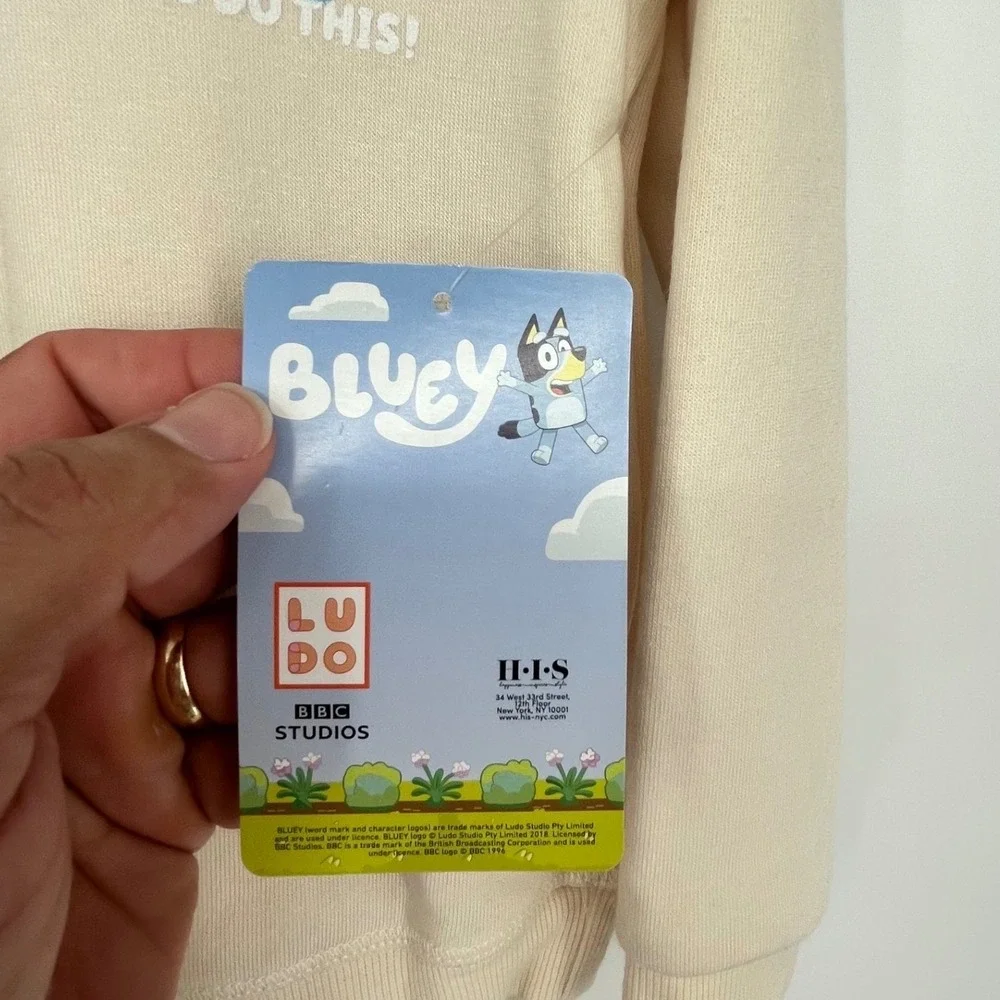 Bluey Jogger Set Kids 5T Cream Hooded Sweatshirt‎ Pants 2pc Heeler Family NEW